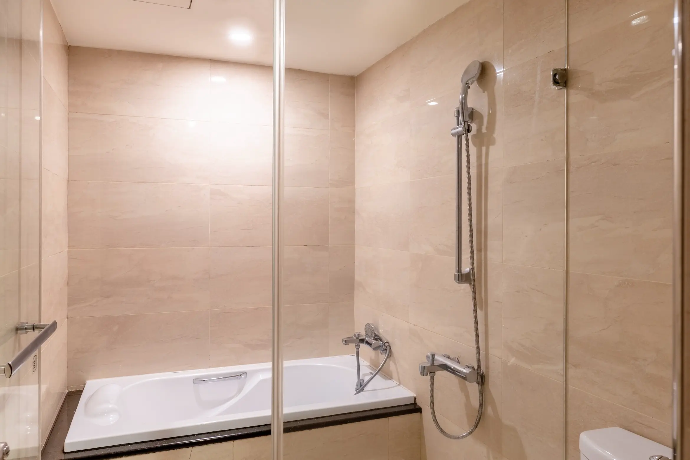 承享家庭房(兩大床/四小床) SPF